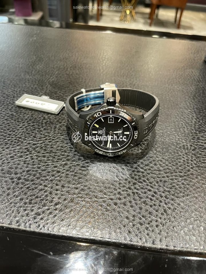 IMG_9085 TAG Heuer Aquaracer 500M Mens watch Unisex Automatic Titanium WAK2180.FT6027 Replica 2