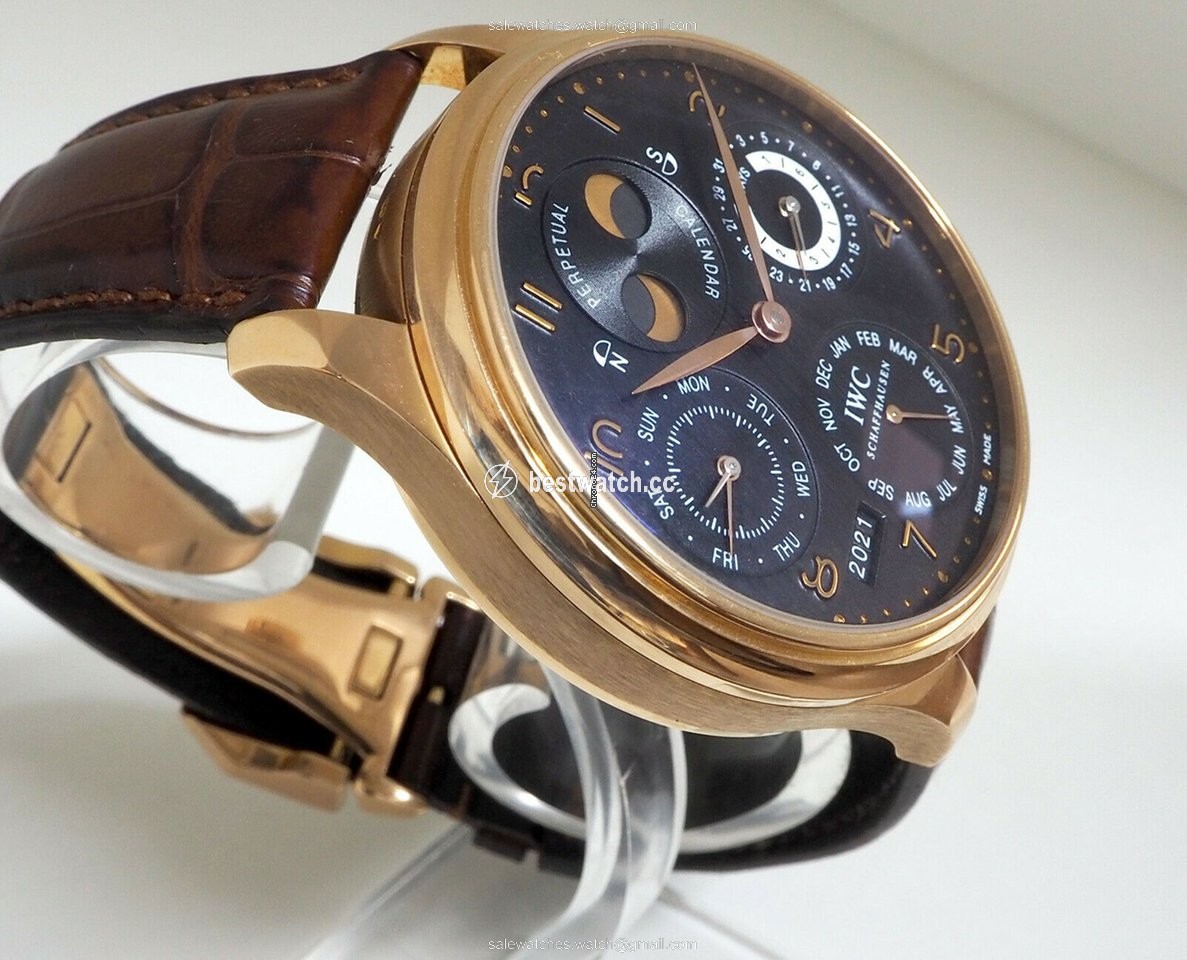 IWC Portuguese Perpetual Calendar Red gold 5021 Replica 2