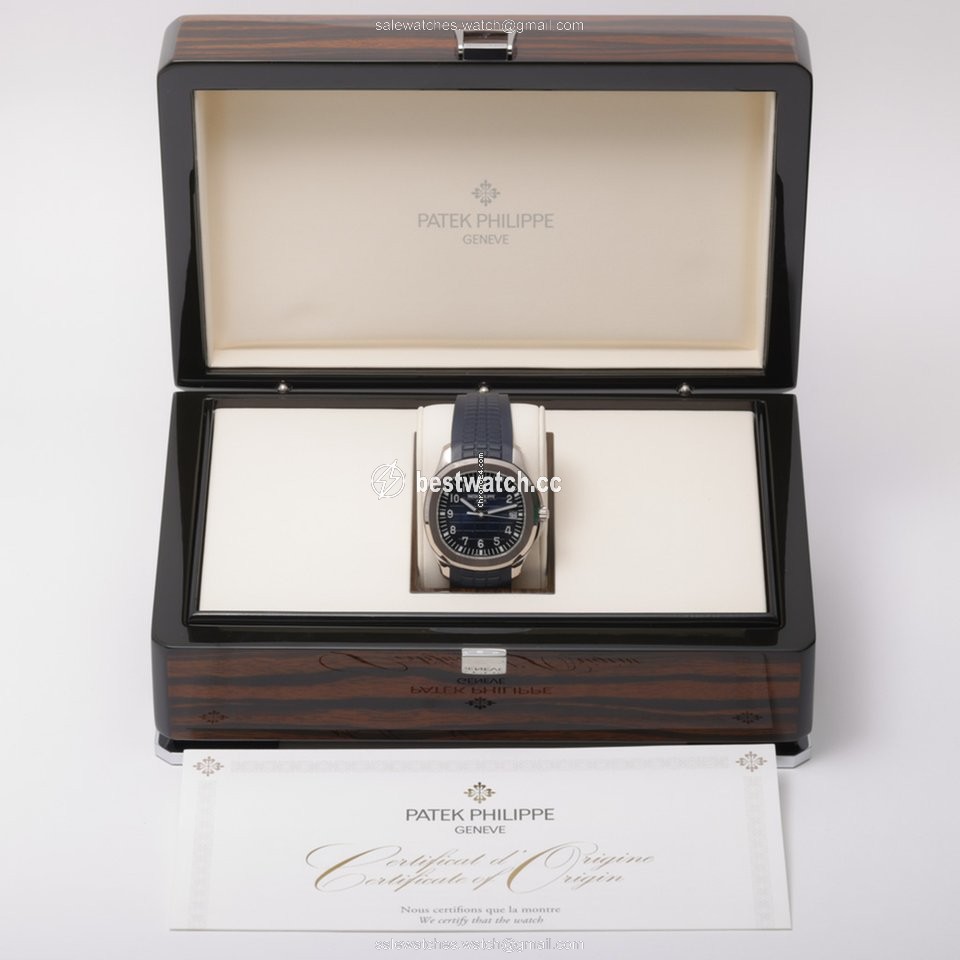 Patek Philippe Aquanaut Mens watch Unisex Automatic White gold 5168G-001 Replica 2