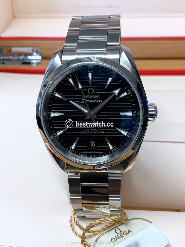IMG_9085 Omega Seamaster Aqua Terra Mens watch Unisex Automatic Steel 220.10.38.20.01.001 Replica 2