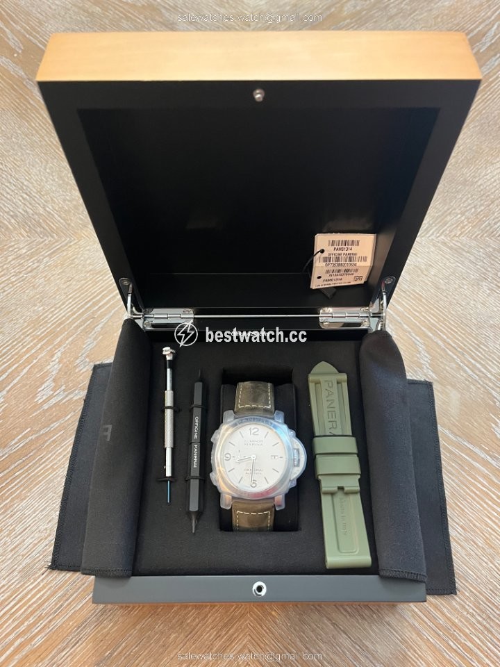 IMG_9085 Panerai Luminor Marina Mens watch Unisex Automatic Steel PAM 01314 Replica 2