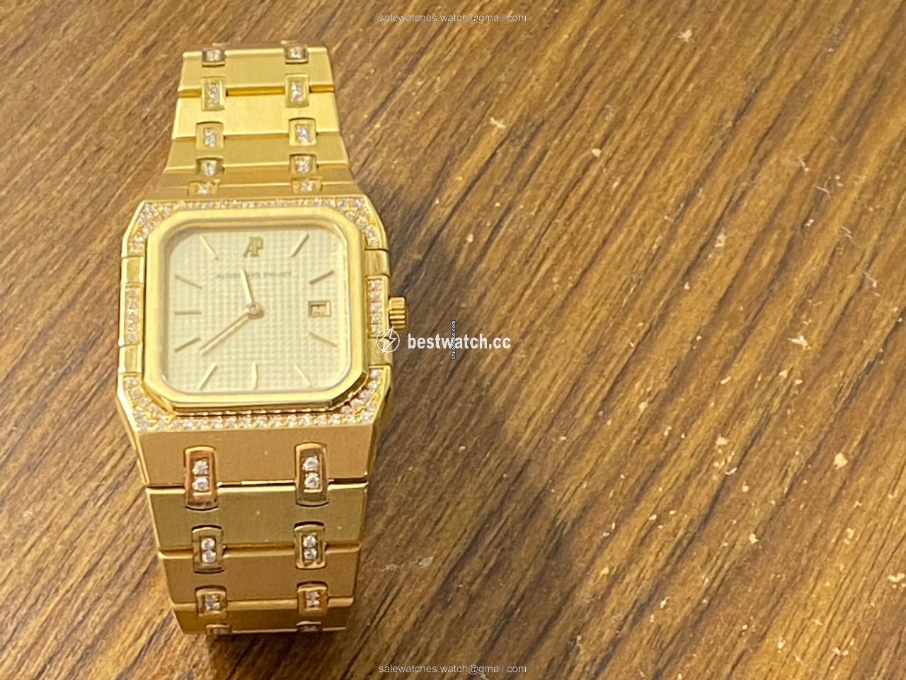 IMG_9085 Audemars Piguet Royal Oak Mens watch Unisex Quartz Yellow gold 6005 Replica 2