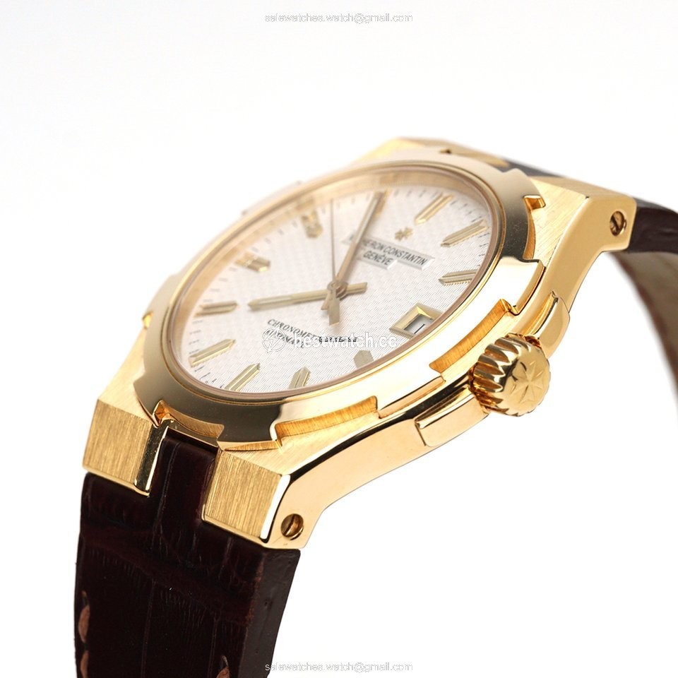 IMG_9085 Vacheron Constantin Overseas Mens watch Unisex Automatic Yellow gold 42042 000J-8966 Replica 2