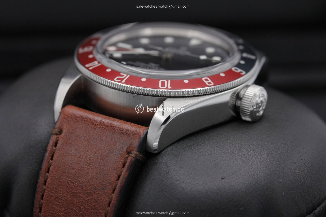 IMG_9085 Tudor Black Bay GMT Steel 79830 Replica 2
