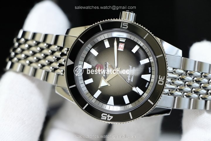 IMG_9085 Rado HyperChrome Captain Cook Automatic Steel R32105153 Replica 2