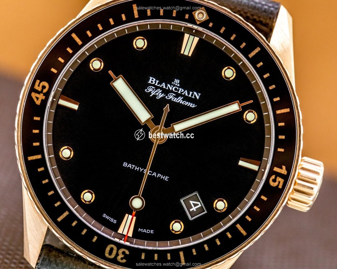IMG_9085 Blancpain Fifty Fathoms Bathyscaphe Mens watch Unisex Automatic Rose gold 5000-36S30-B52A Replica 2
