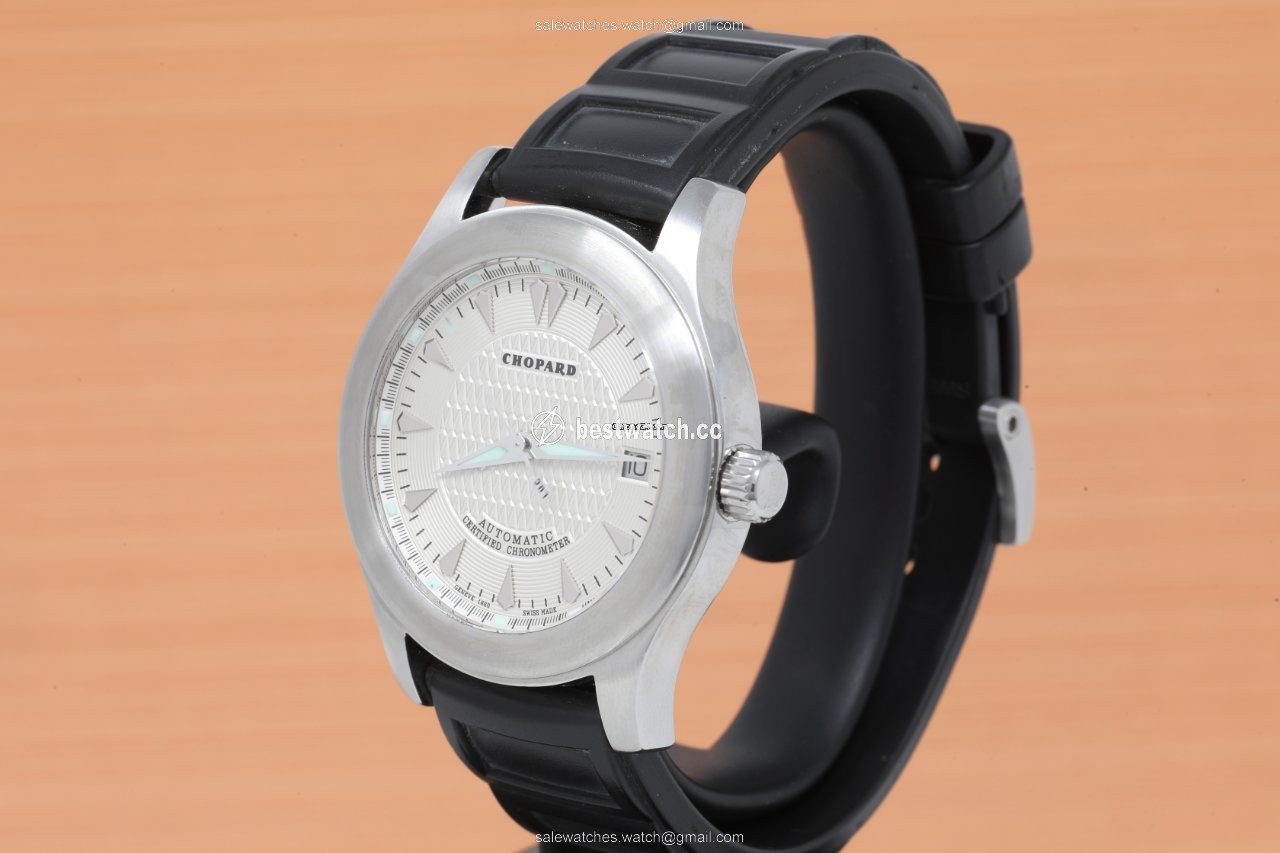 IMG_9085 Chopard L.U.C Steel 16 8200 Replica 2