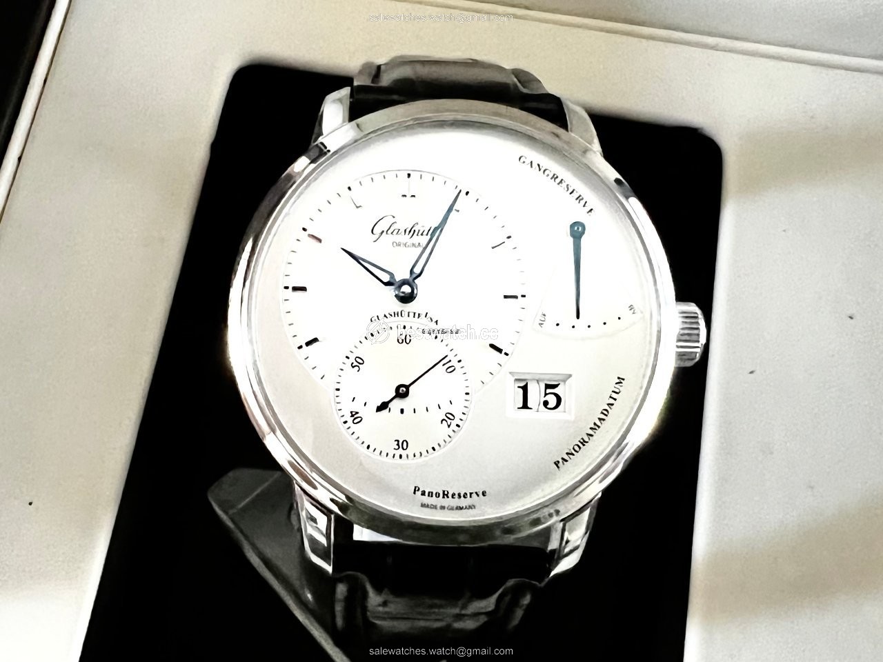 IMG_9085 Glashutte Original PanoReserve Mens watch Unisex Manual winding Steel 1-65-01-22-12-04 Replica 2