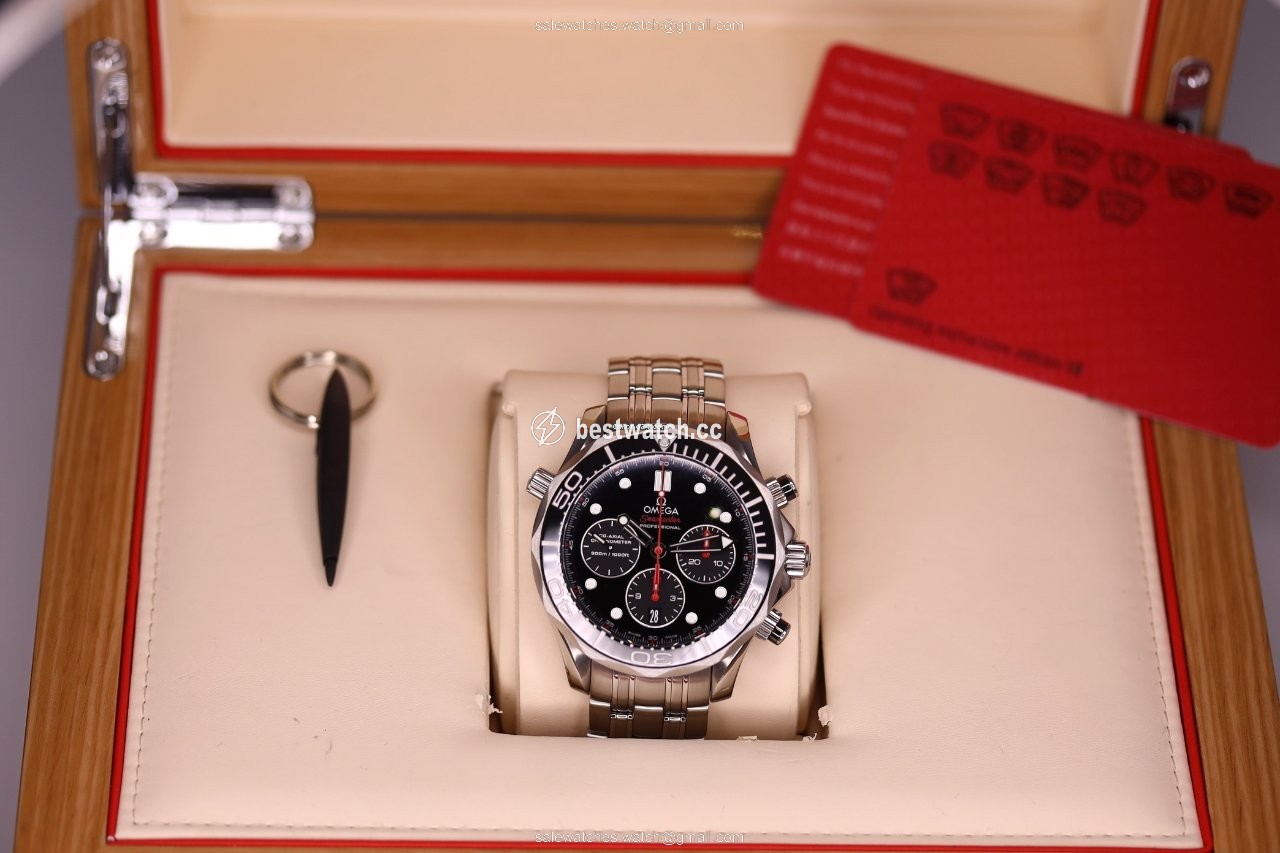 Omega Seamaster Diver 300 M Mens watch Unisex Automatic Steel 212.30.44.50.01.001 Replica 2