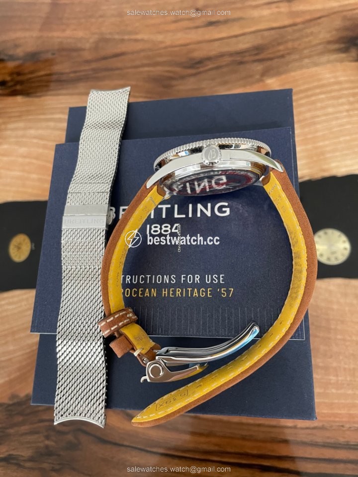 IMG_9085 Breitling Superocean Heritage Mens watch Unisex Automatic Steel A103702A1C1X2 Replica 2