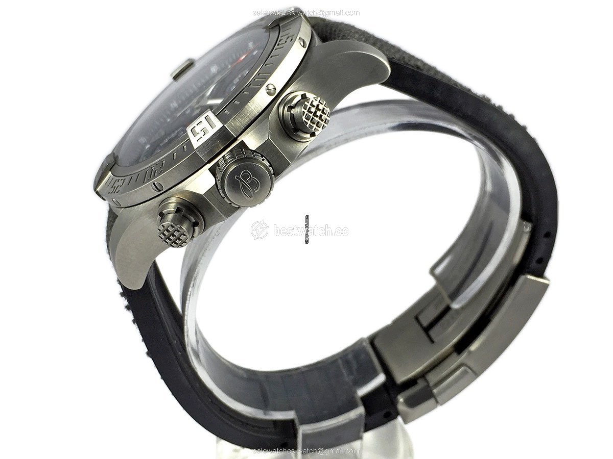 IMG_9085 Breitling Avenger Bandit Mens watch Unisex Automatic Titanium E1338310 M534 253S E20DSA.2 Replica 2