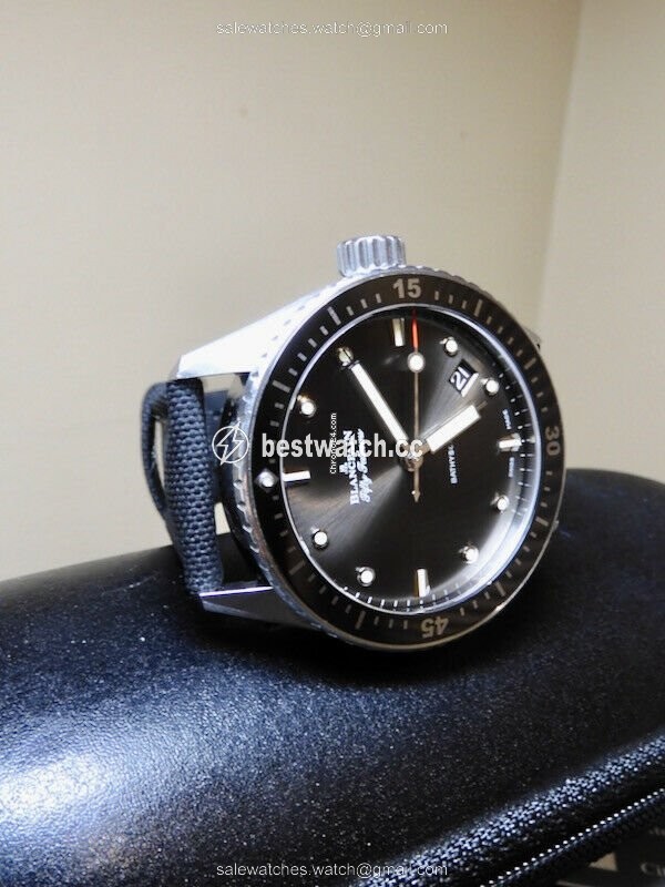 IMG_9085 Blancpain Fifty Fathoms Bathyscaphe Automatic Steel 5000-1110 Replica 2