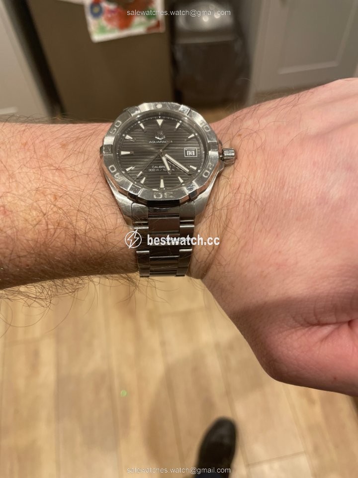 TAG Heuer Aquaracer 300M Mens watch Unisex Automatic Steel WAY2113.BA0928 Replica 2