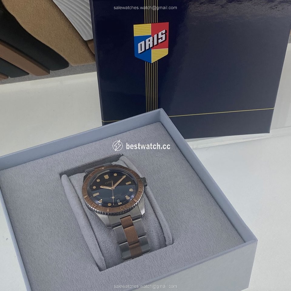 IMG_9085 Oris Divers Sixty Five Automatic Gold Steel 01 733 7707 4355 Replica 2
