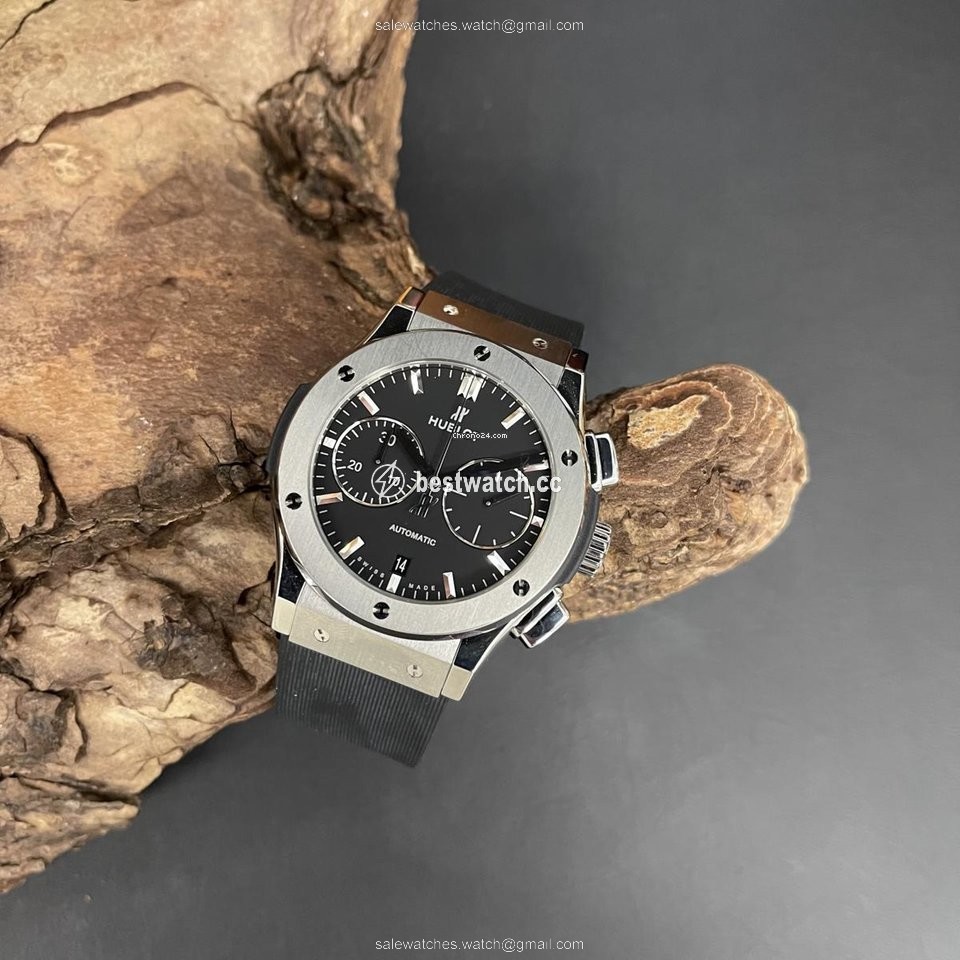 IMG_9085 Hublot Classic Fusion Chronograph Automatic Titanium 521.NX1171.LR Replica 2