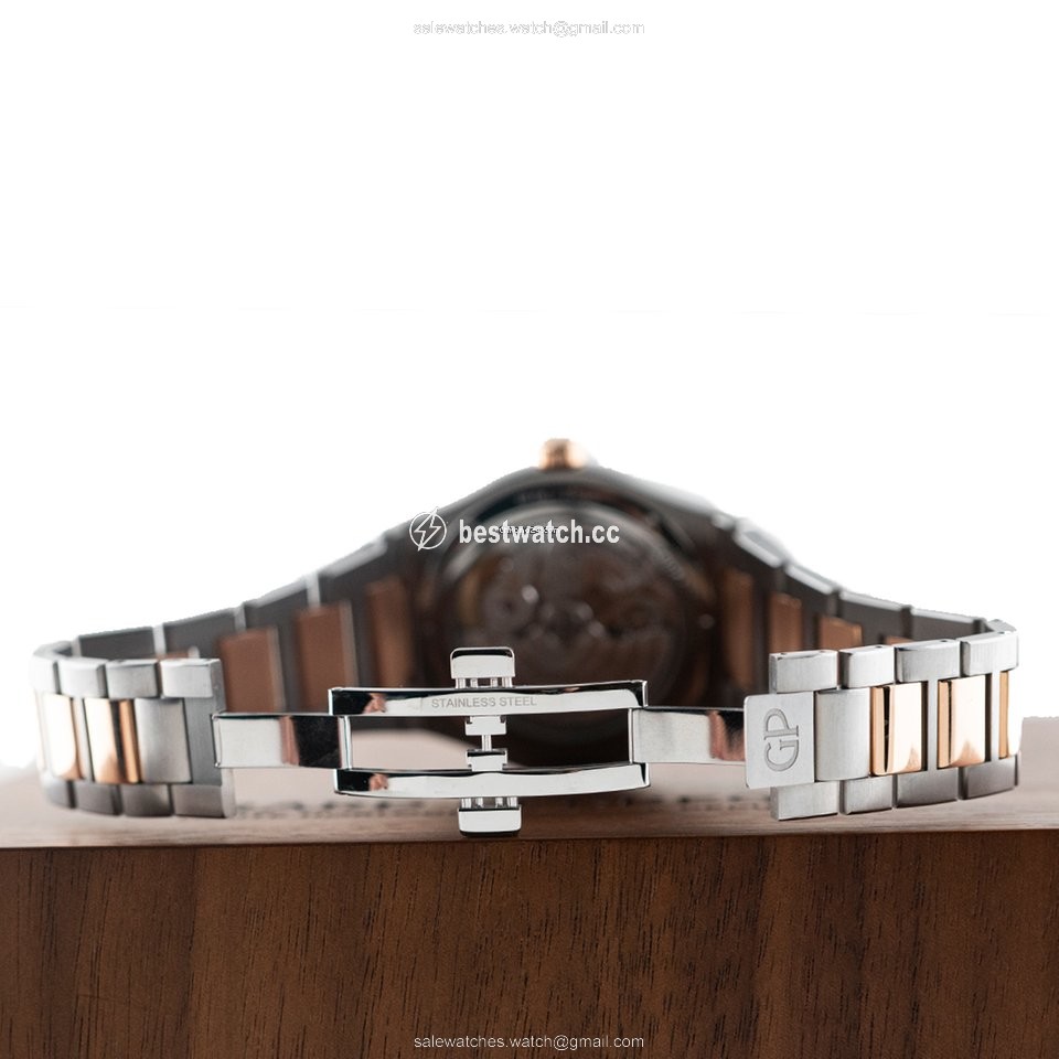 Girard Perregaux Laureato Automatic 81010-26-1834-26A Replica 2