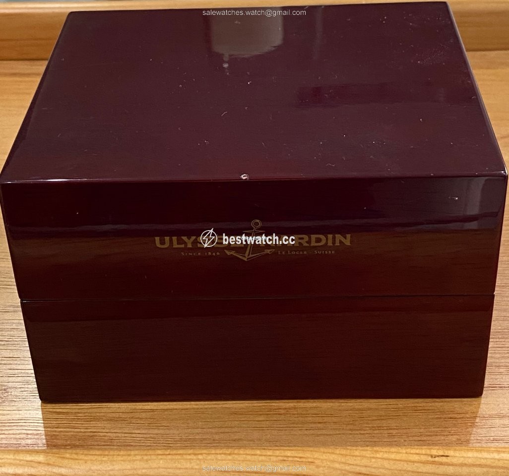 IMG_9085 Ulysse Nardin Hammerhead Shark Mens watch Unisex Automatic Titanium 265-91 Replica 2