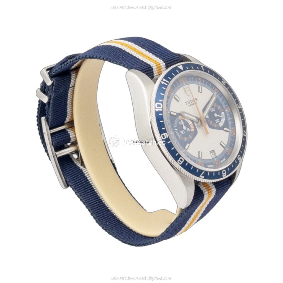 IMG_9085 Tudor Heritage Chrono Blue Steel 70330B-004 Replica 2