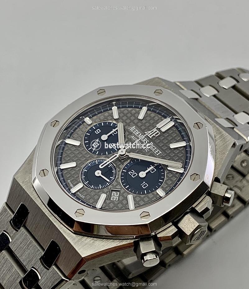 IMG_9085 Audemars Piguet Royal Oak Chronograph Automatic Titanium 26331IP.00.1220IP.01 Replica 2