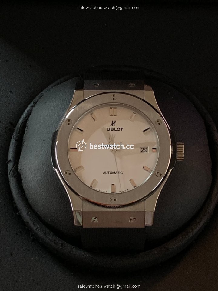 IMG_9085 Hublot Classic Fusion 45, 42, 38, 33 mm Mens watch Unisex Automatic Titanium 542.NX.2611.LR Replica 2