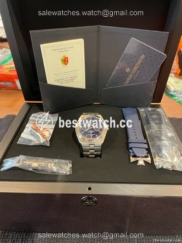 IMG_9085 Vacheron Constantin Overseas Mens watch Unisex Automatic White gold 4300V 120G-B945 Replica 2