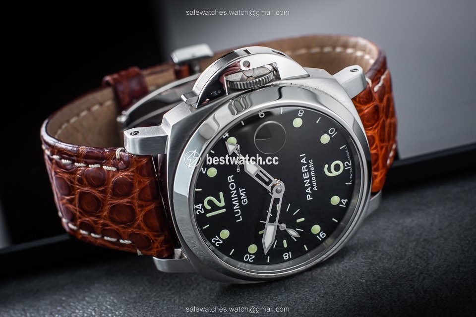 Panerai Luminor GMT Automatic Mens watch Unisex Automatic Steel PAM 00159 Replica 2