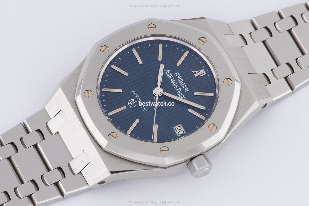 IMG_9085 Audemars Piguet Royal Oak Mens watch Unisex Automatic Steel 14990st Replica 2