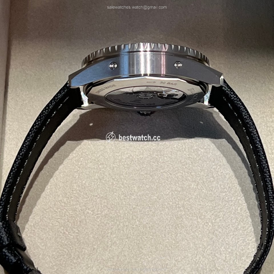 IMG_9085 Blancpain Fifty Fathoms Bathyscaphe Mens watch Unisex Automatic Titanium 5054-1110-B52A Replica 2