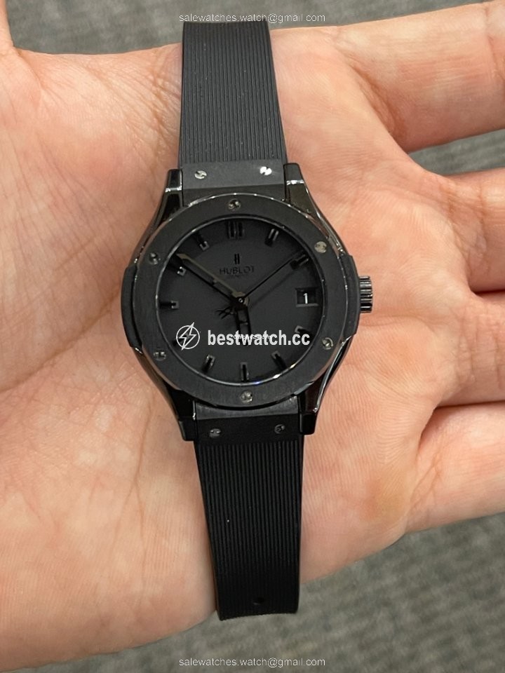 Hublot Classic Fusion Quartz Womens watch Automatic Ceramic 581.cm.110.rx Replica 2