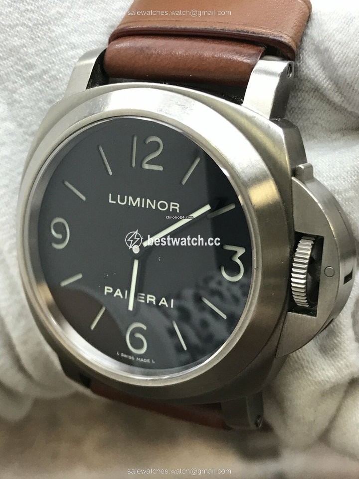 IMG_9085 Panerai Manual winding Titanium PAM00176 Replica 2