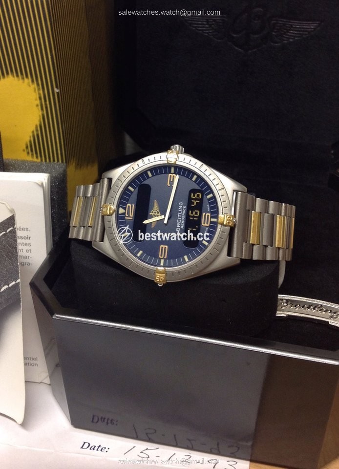 IMG_9085 Breitling Aerospace Mens watch Unisex Quartz Titanium F56061 Replica 2