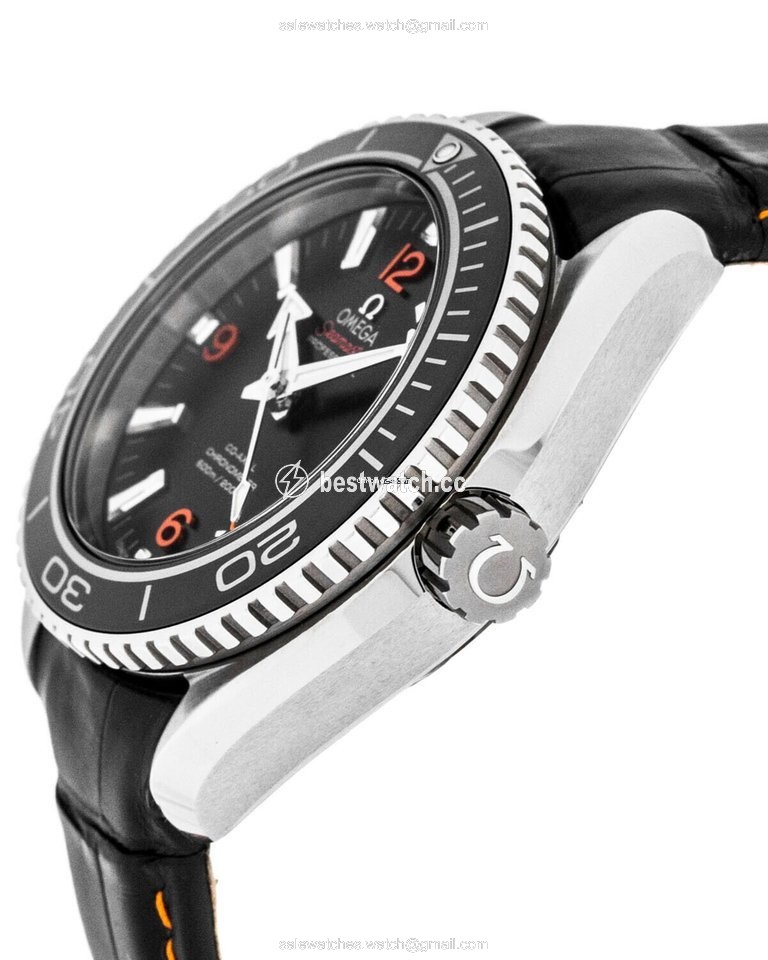 IMG_9085 Omega Seamaster Planet Ocean Mens watch Unisex Automatic Steel 232.33.38.20.01.002 Replica 2