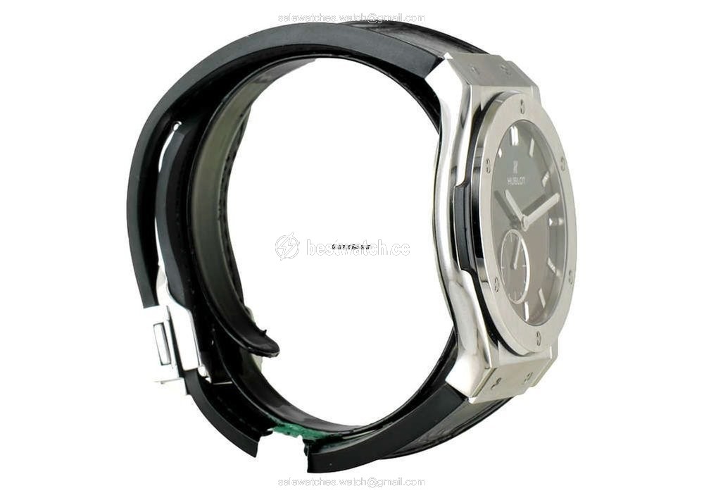 IMG_9085 Hublot Classic Fusion Ultra-Thin Mens watch Unisex Automatic Titanium 545.NX.1270.LR Replica 2