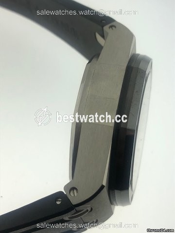 IMG_9085 Audemars Piguet Royal Oak Offshore Tourbillon Chronograph Mens watch Unisex Titanium 26387IO.OO.D002CA.01 Replica 2