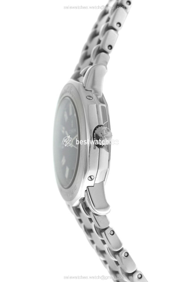 IMG_9085 Corum Admirals Cup Womens watch Quartz Steel 39.130.20 Replica 2