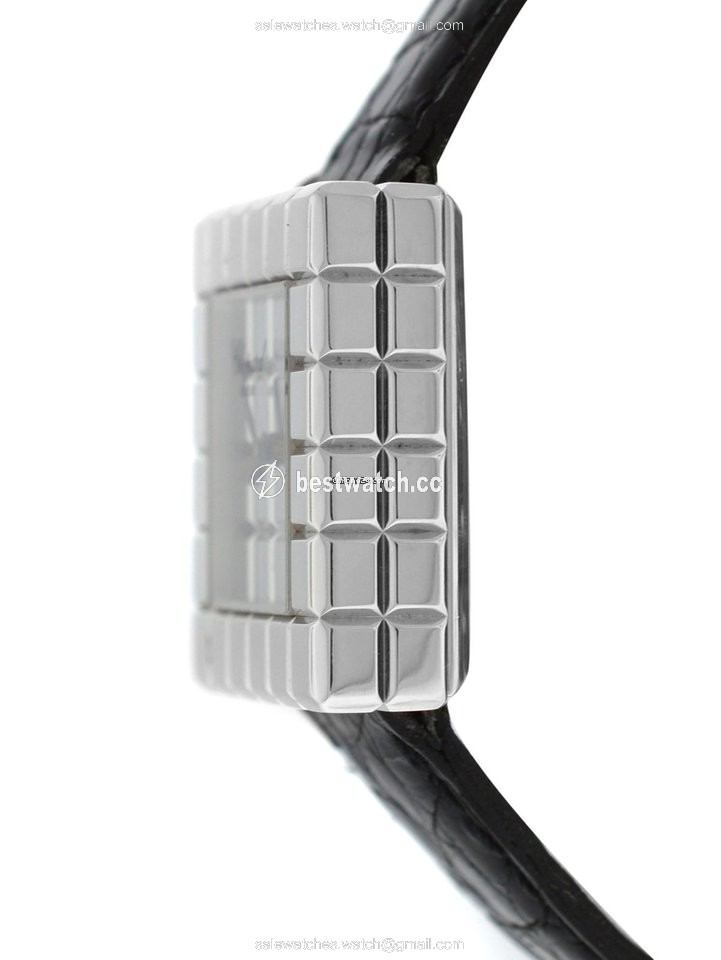 IMG_9085 Chopard Ice Cube Womens watch Quartz White gold 127407 Replica 2