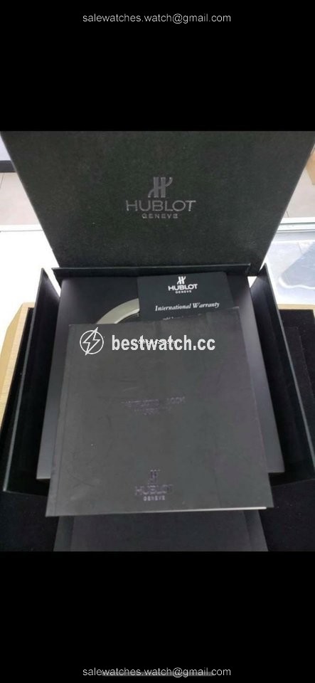 Hublot King Power Mens watch Unisex Automatic Carbon 701.QX.0140.RX 3