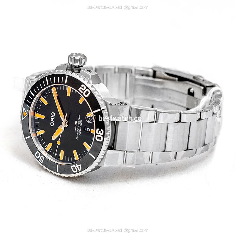 IMG_9086 Oris Aquis Date Mens watch Unisex Automatic Steel 01 733 7730 4159-07 8 24 05PEB 3