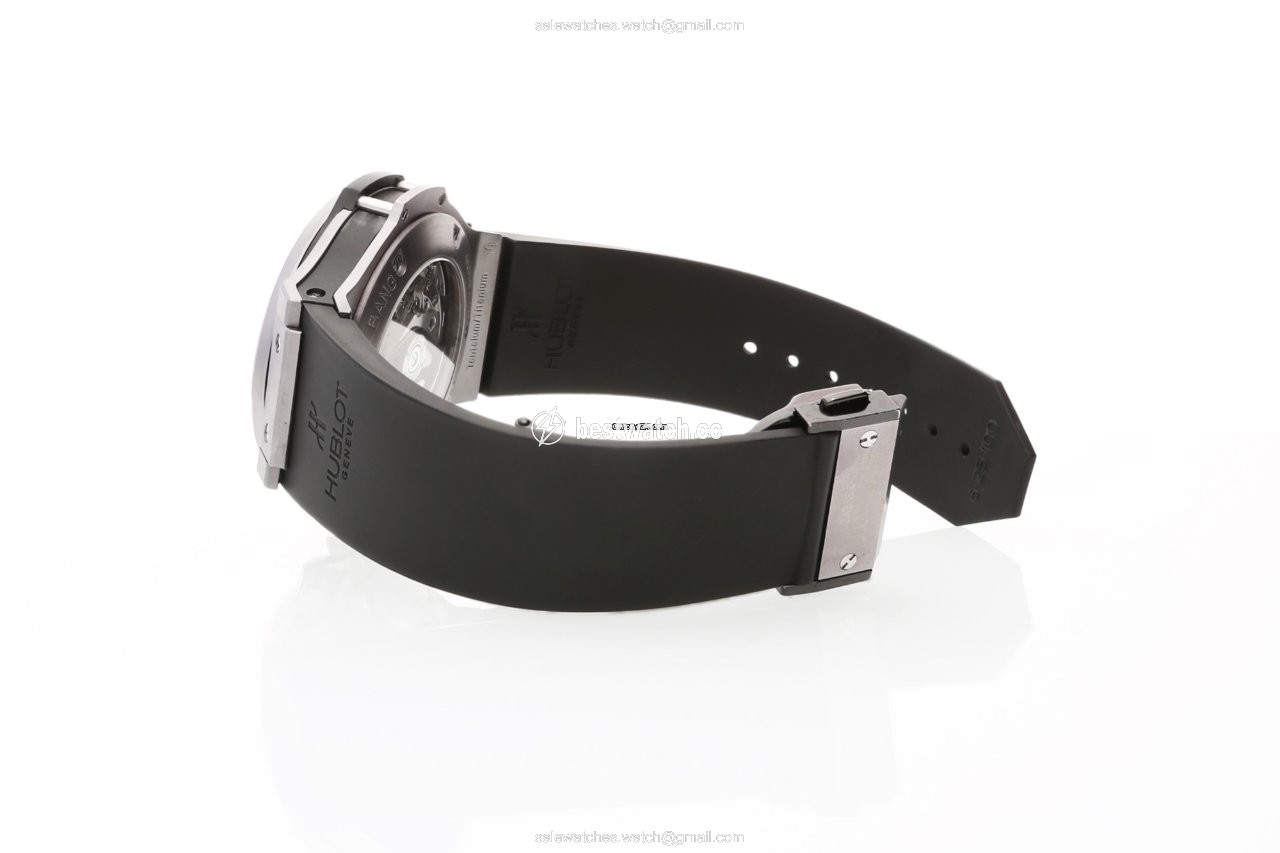 IMG_9086 Hublot Big Bang 44 mm Mens watch Unisex Automatic Tantalum 301.AI.460.RX 3