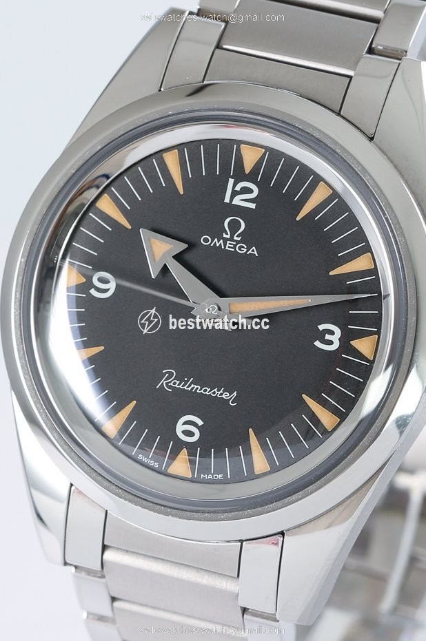 IMG_9086 Omega Seamaster Railmaster Mens watch Unisex Automatic Steel 220.10.38.20.01.002. 3
