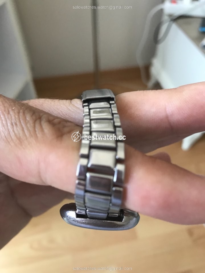 Movado Womens watch Automatic Queenmatic video 3