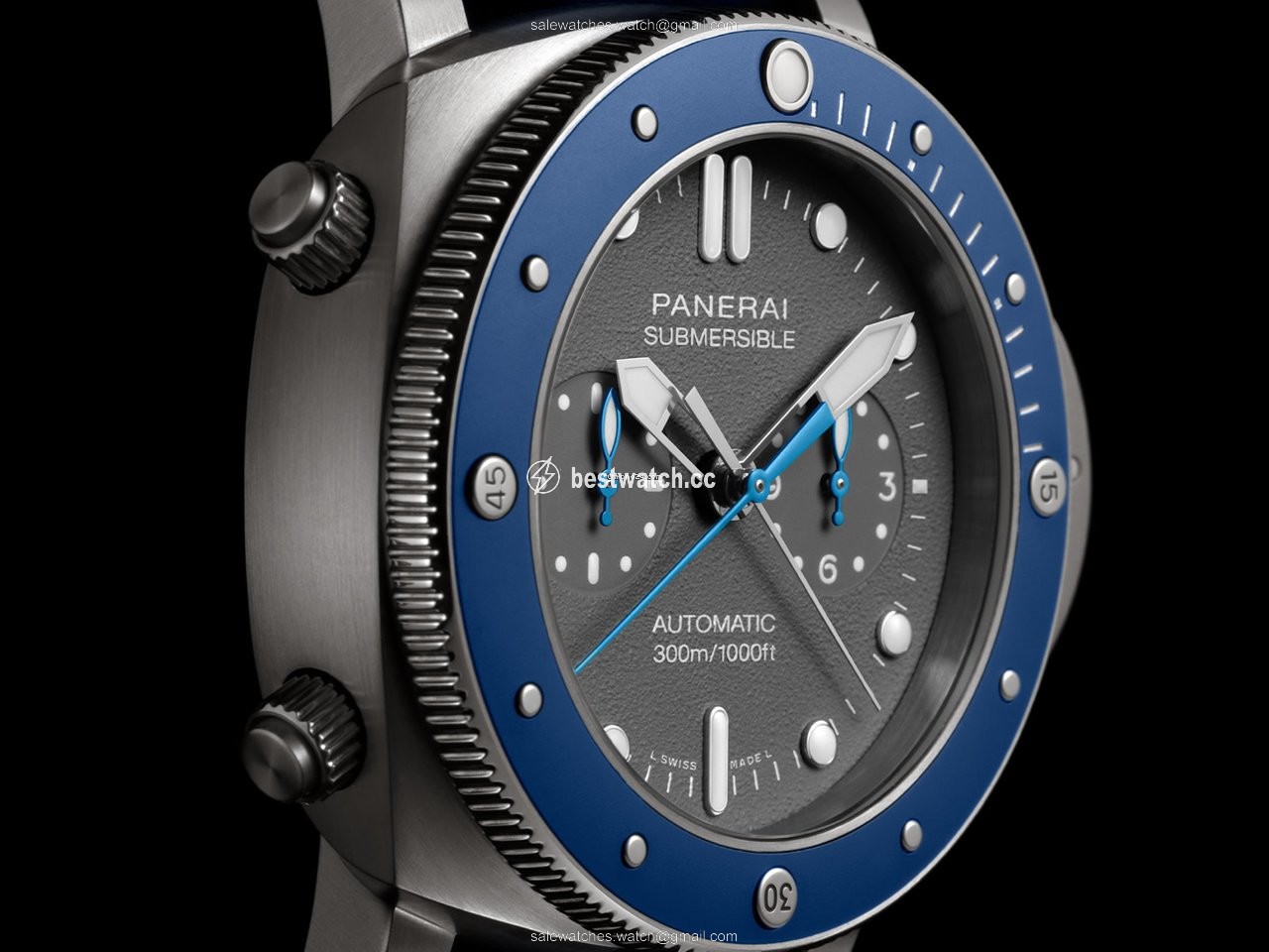 IMG_9086 Panerai Luminor Submersible Mens watch Unisex Automatic Titanium PAM 00982 3