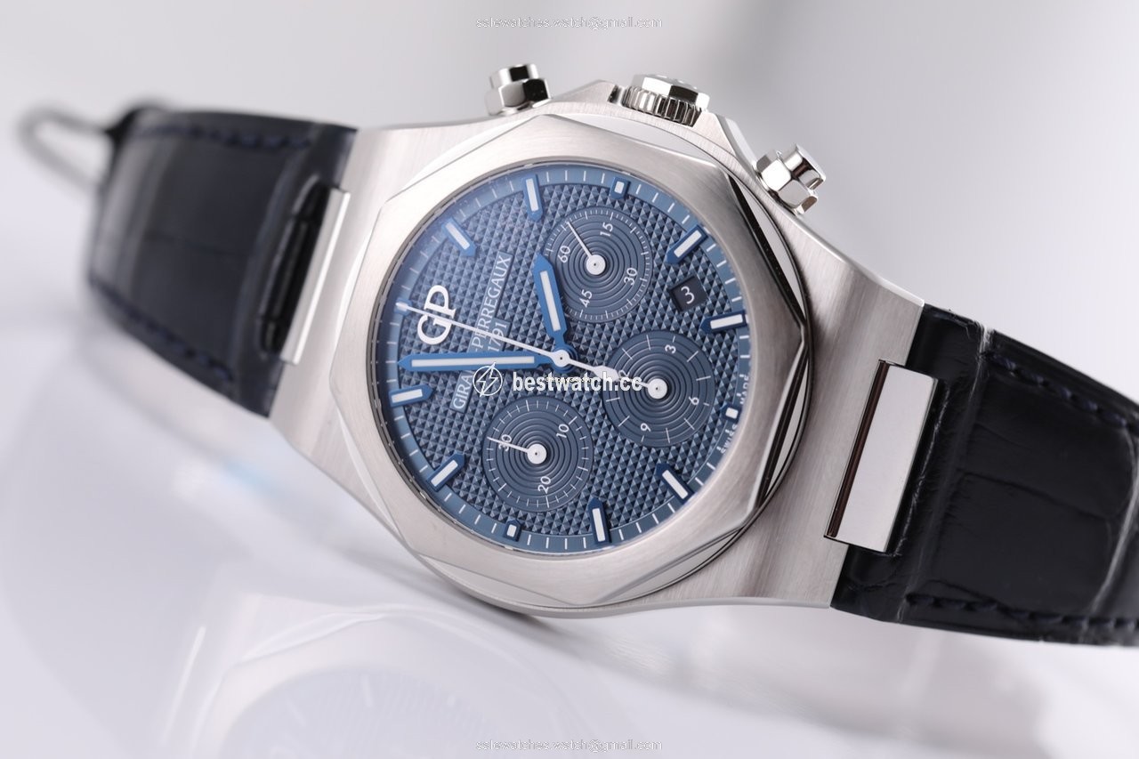 IMG_9086 Girard Perregaux Laureato Mens watch Unisex Automatic Steel 81020-11-431-BB4A 3