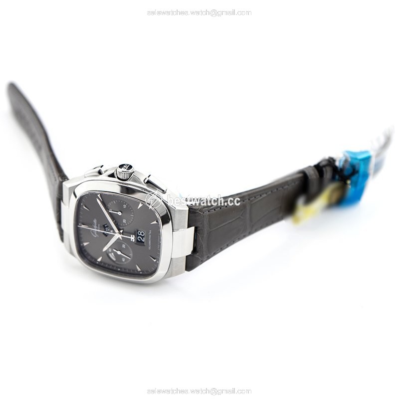 IMG_9086 Glashutte Original Seventies Chronograph Panorama Date Mens watch Unisex Automatic Steel 1-37-02-01-02-30 3
