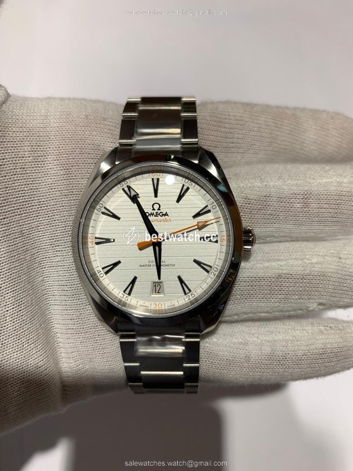Omega Seamaster Aqua Terra Mens watch Unisex Automatic Steel 220.10.41.21.02.001 3