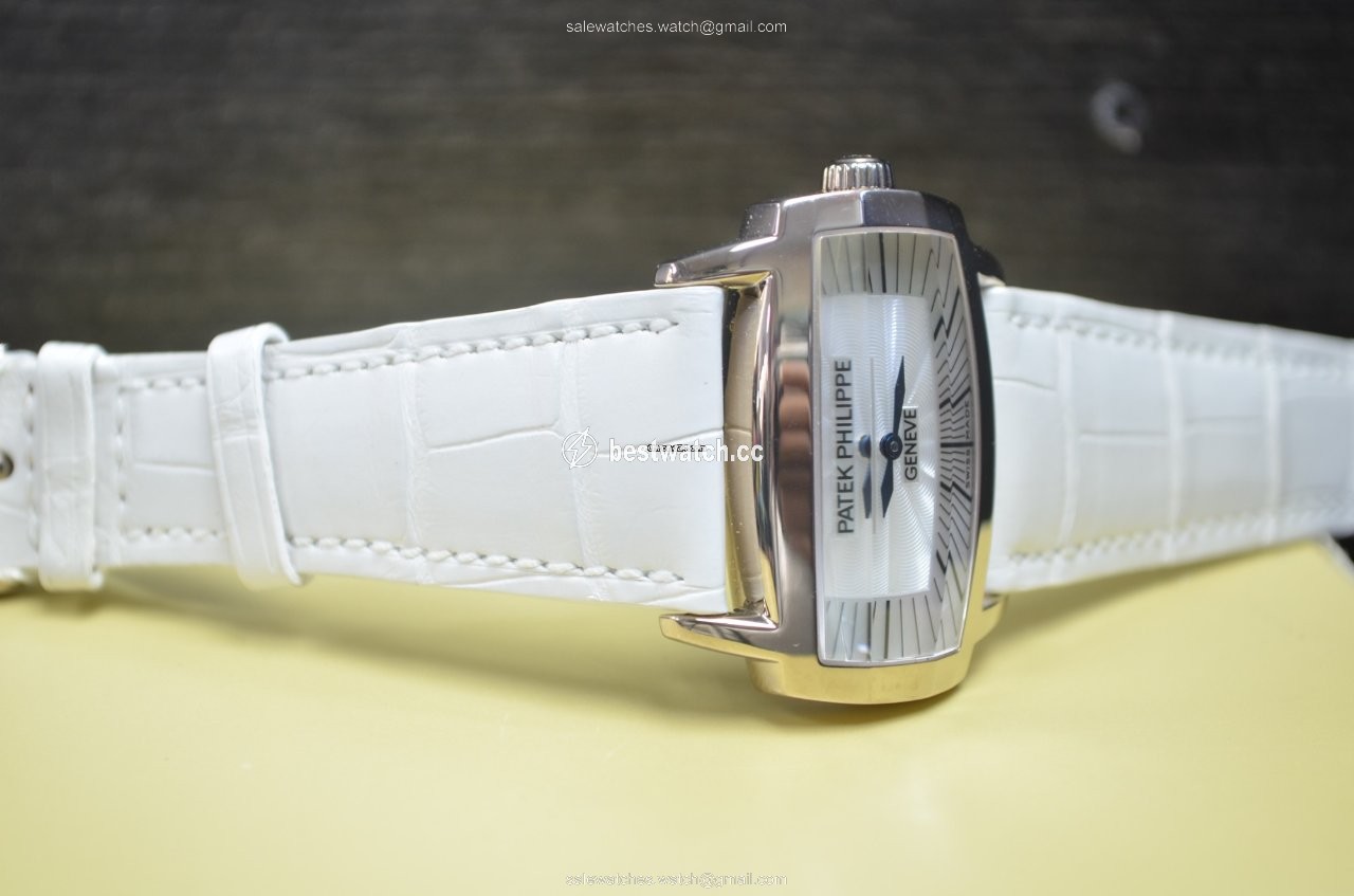 IMG_9086 Patek Philippe Gondolo Womens watch Quartz White gold 4980g 3