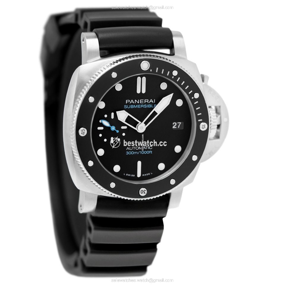 IMG_9086 Panerai Luminor Submersible Mens watch Unisex Automatic Steel PAM00683 or PAM683 3