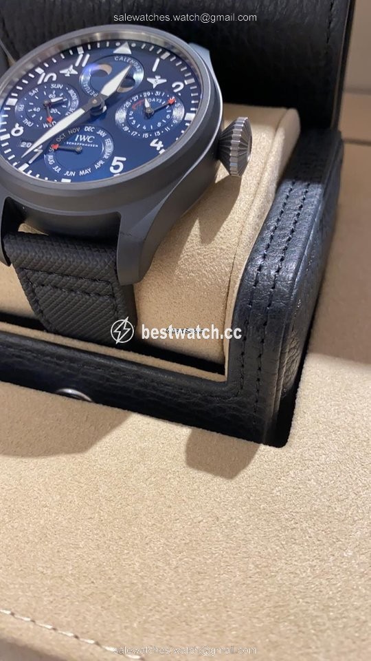 IMG_9086 IWC Big Pilot Mens watch Unisex Automatic Ceramic IW503001 3
