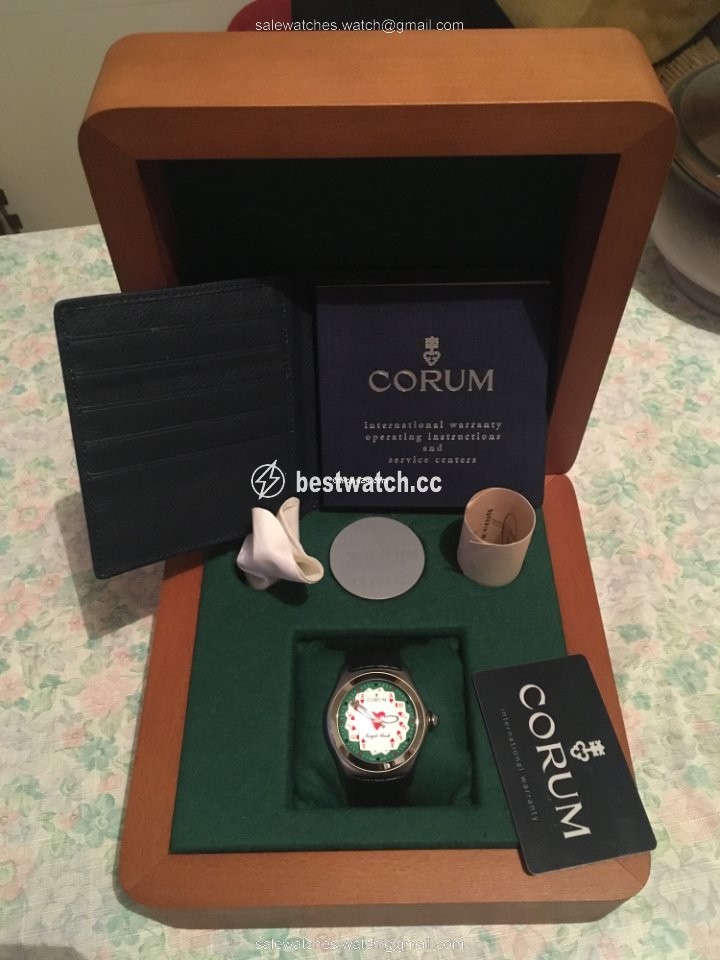 IMG_9086 Corum Bubble Mens watch Unisex Automatic 082 170 20 3