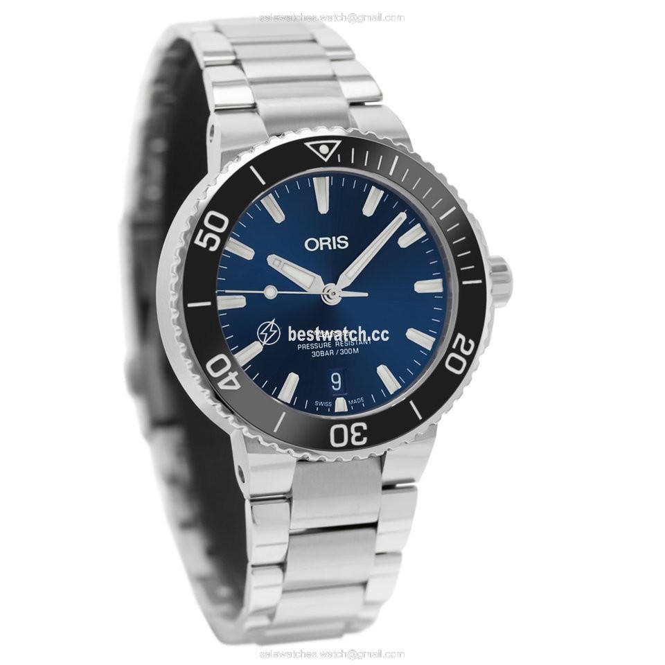 IMG_9086 Oris Aquis Date Mens watch Unisex Automatic Steel 01 733 7732 4135-07 8 21 05PEB 3
